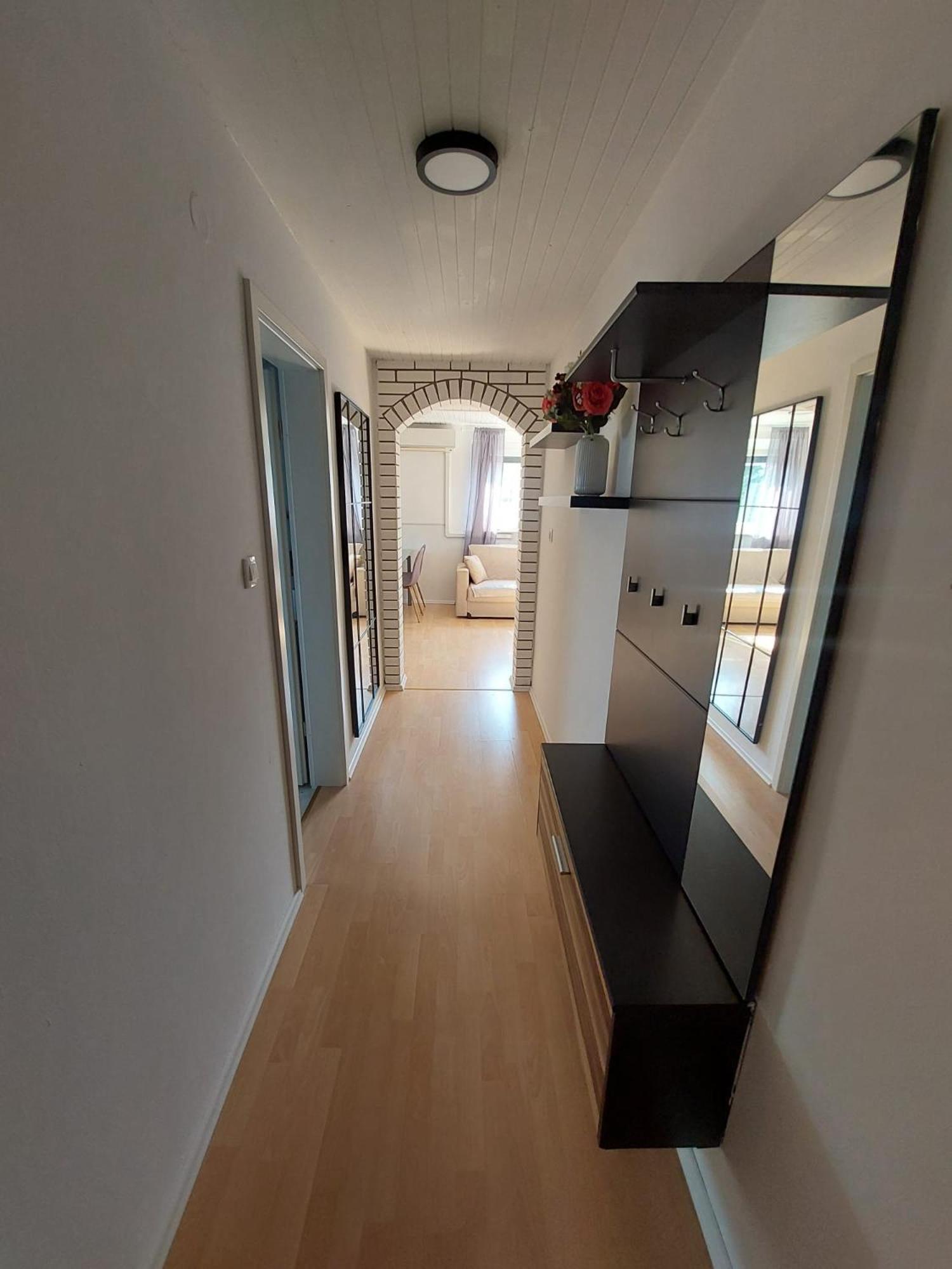 Moskriceva Apartment Ljubljana Bagian luar foto